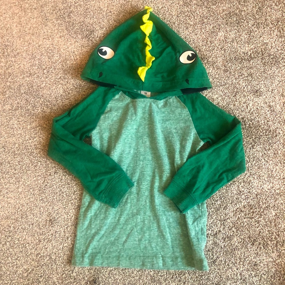 Boys 5T Carter’s shirt